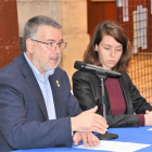 El alcalde Pau Ricomà y la consellera Carla Aguilar-Cunill, durante la rueda de prensa.