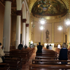La parroquia de Sant Pau de Tarragona, con una treintena de feligreses a misa, en el primer día de la fase 1 del desconfinamiento.