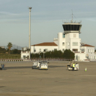 Una imagen de archivo de la torre de control del Aeropuerto de Reus.