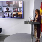 Captura del senyal institucional de Moncloa de la ministra d'Hisenda i portaveu del govern María Jesús Montero, durant la roda de premsa.
