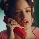 Imatge de la cantant al videoclip 'Juro Que'.