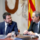 El presidente, Quim Torra y el vicepresidente, Pere Aragonès, durante la reunión del Gobierno de este miércoles.