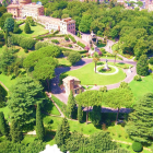 Imagen de archivo de los jardines vaticanos.