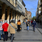 Vista de la calle Mayor de Palencia un día antes de entrar en vigor las restricciones de movilidad perimetral.