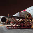 Un avión de Iberia con cargament sanitario