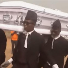 Imagen de un funeral en Ghana