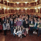 Imatge dels participants a la celebració, al teatre Bartrina de Reus.
