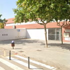 Façana de l'Institut Escola Joan Ardèvol de Cambrils.