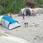 Imágenes de las personas acampadas.
