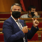 El conseller d'Interior, Miquel Sàmper, intervenint al ple del Parlament