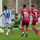 Gonzi, durant un moment del duel disputat amb l'Alavés B al camp del filial de la Real Sociedad.