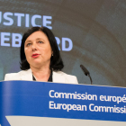 L'eurocomissària de justícia, Vera Jourová, durant una roda de premsa.