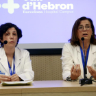 La jefa del Servicio de Epidemiología y Medicina Preventiva, la doctora Magda Campins, a la derecha.
