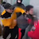 Captura del vídeo penjat a xarxes de l'agressió.