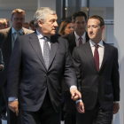 El president de l'Eurocambra, Antonio Tajani, amb el fundador de Facebook Mark Zuckerberg.