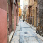 El carrer Civaderia es troba tallat degut a les obres d'enderrocament.