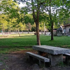Imagen de una de las zonas de descanso del parque del Vixiador