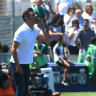 Ivan Ania, en el banquillo del Racing de Santander, el último equipo en el cual trabajó.