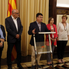 oan Josep Nuet acompañado de los otros cuatro miembros de la Mesa del Parlamento investigados por el TSJC, a la Sala de Audiencias de la cámara catalana.