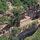 Imagen aérea de la ermita de l'Abellera. uno de los puntos de encuentro de visitantes en Prades.