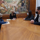 Reunió entre l'Ajuntament de Valls i els representants de l'empresa nord-americana.
