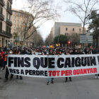 Imagen de la cabecera de la manifestación convocada por varios colectivos que ha salido de plaza Universidad.