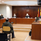 Pla general de la sala de l'Audiència de Lleida durant la celebració del judici.