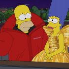 Una escena del capítulo que comparten Balenciaga y 'Los Simpson'.