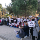 Vecinos protestando contra la construcción de la planta de bombeo de residuos