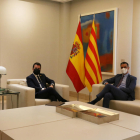 El presidente español, Pedro Sánchez, y la cabeza|cabo|jefe del Gobierno, Pere Aragonès, reunidos en Moncloa.