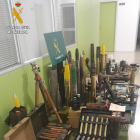 Imagen de las armas y la munición que intervino a la Guardia Civil.