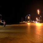 La plaza de Mar, en la Barceloneta, vacía después del toque de queda nocturno.