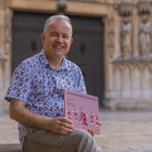 Jordi Bertran, autor el cuento, este martes en el Pla de la Seu de Tarragona.