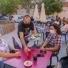 El bar Racó dels Amics es troba a la plaça dels Infants, al Barri del Port de Tarragona.