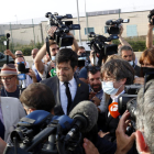 El presidente del Consell per la República, Carles Puigdemont, al salir de la prisión de Sassari.
