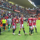 Els jugadors grana celebrant el gol d'Edgar Hernández que servia per donar la volta al marcador.