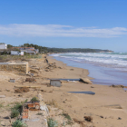 Imagen de las tuberías de bombeo de la playa Larga después del temporal Glòria.