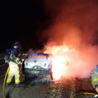 Imatge del vehicle amb flames.