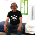 L'activista Salvador Ribot a l'habitació on passarà les jornades de vaga de fam.