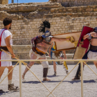 Gladiadores luchando en la arena del anfiteatro, en una edición anterior del festival Tarraco Viva.
