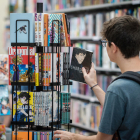Los jóvenes de 18 años podrán aprovechar los descuentos del Bono Cultural Joven en la libreria Adserà, en la Rambla Nova de Tarragona.
