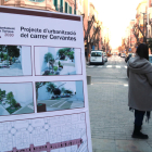 Imatges de la reforma que es farà al carrer Cervantes de Tortosa davant de l'estat actual de l'eix viari.