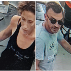 Imatges de la parella captades durant l'atracament a una benzinera.