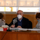 La madre y la abuela del bebé muerto en la sala de la sección segunda de la Audiencia de Tarragona.