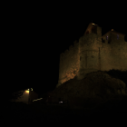 Imatge del Castell de la Santa Creu amb les llums apagades.