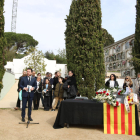 El presidente de la Generalitat, Pere Aragonès, y la consejera de Justicia, Lourdes Ciuró, durante el acto de regreso de los restos del soldado republicano Andreu Flores a su familia.