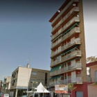 Edificio de Binéfar (Huesca) por cuyo séptimo piso se ha precipitado una niña de dos años, el 22 de agosto de 2022