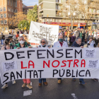 Imatge de l'inici de la manifestació en defensa de la sanitat pública a la plaça Imperial Tarraco.