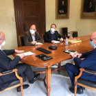 Imatge de la reunió entre l'alcalde Carles Pellicer i els responsables d'Endesa