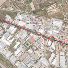 Imagen aérea de donde irá, según el proyecto, ubicada la ampliación del carril bici en la avenida de Falset.